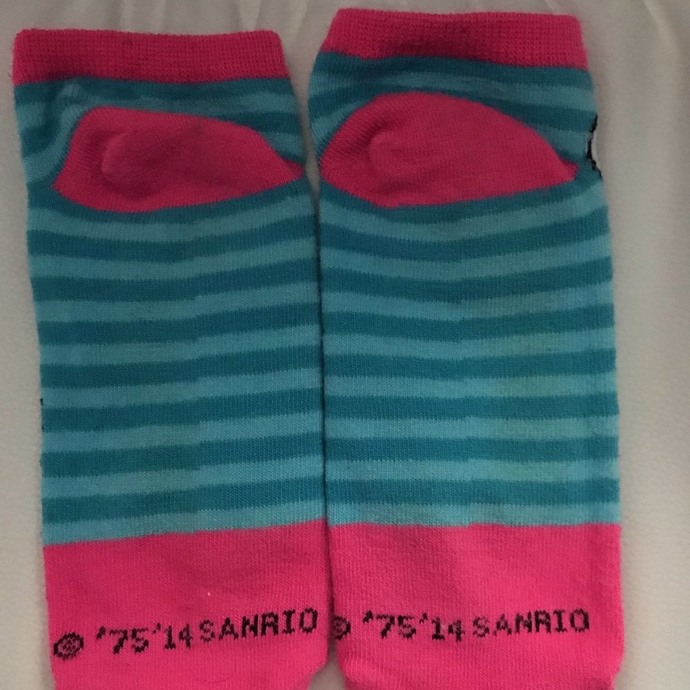 Hello Kitty Socks - Picture 2 of 2